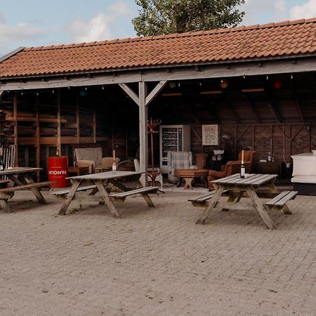 Finse Woning Op Camping De Tulpenweide Breezand Eksteriør bilde